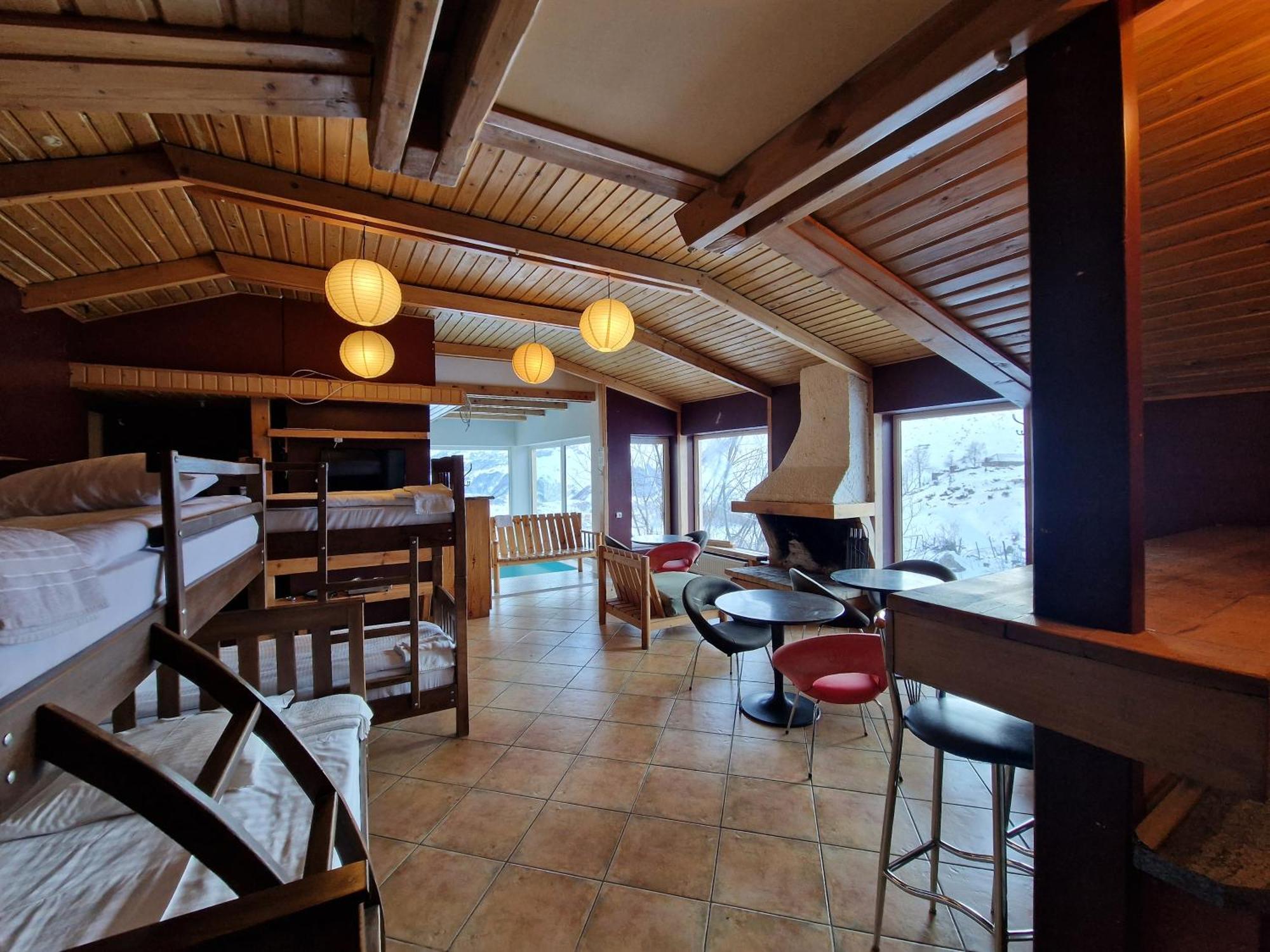 Panorama Hotel กูเดาริ ภายนอก รูปภาพ