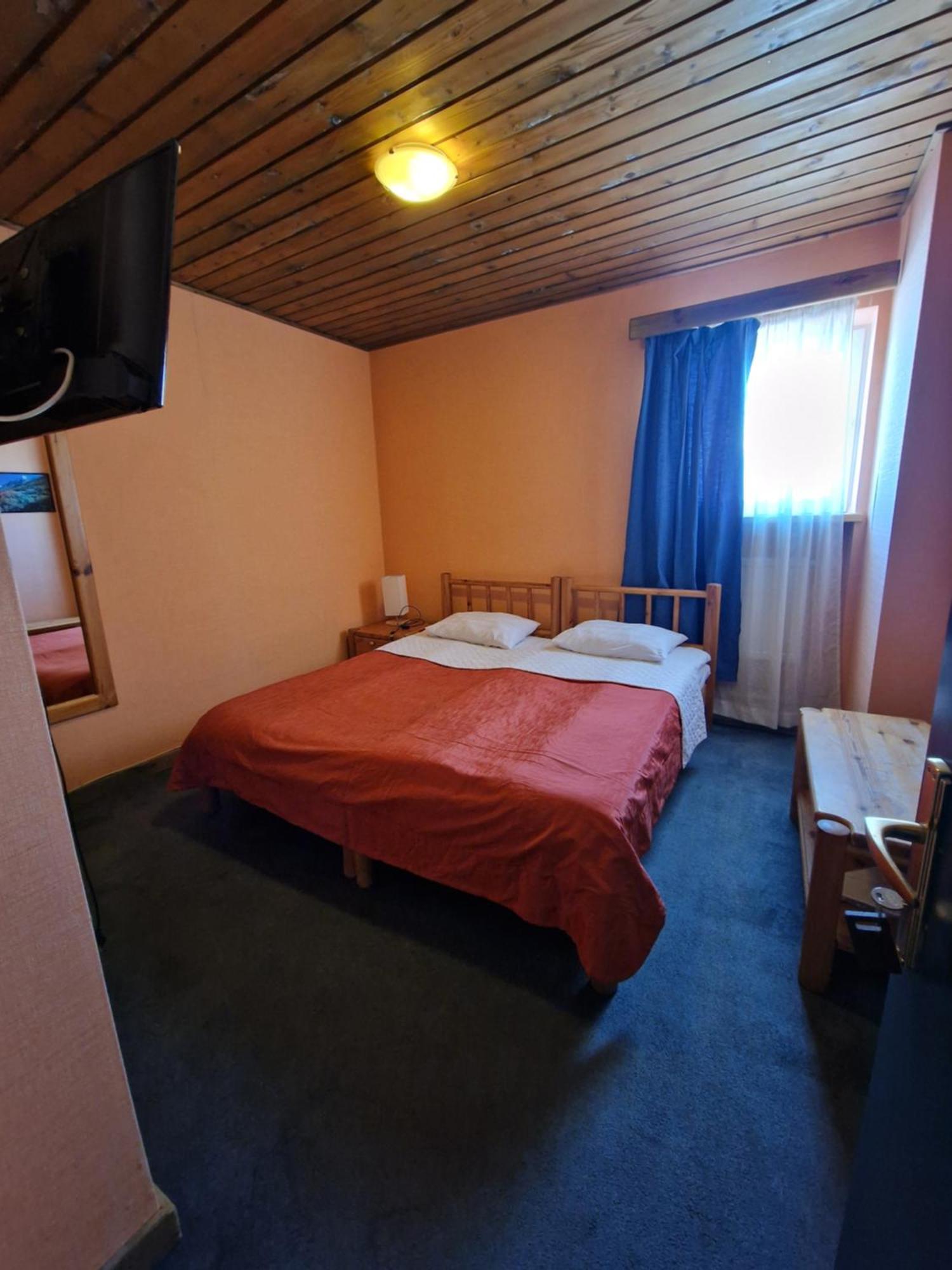 Panorama Hotel กูเดาริ ภายนอก รูปภาพ
